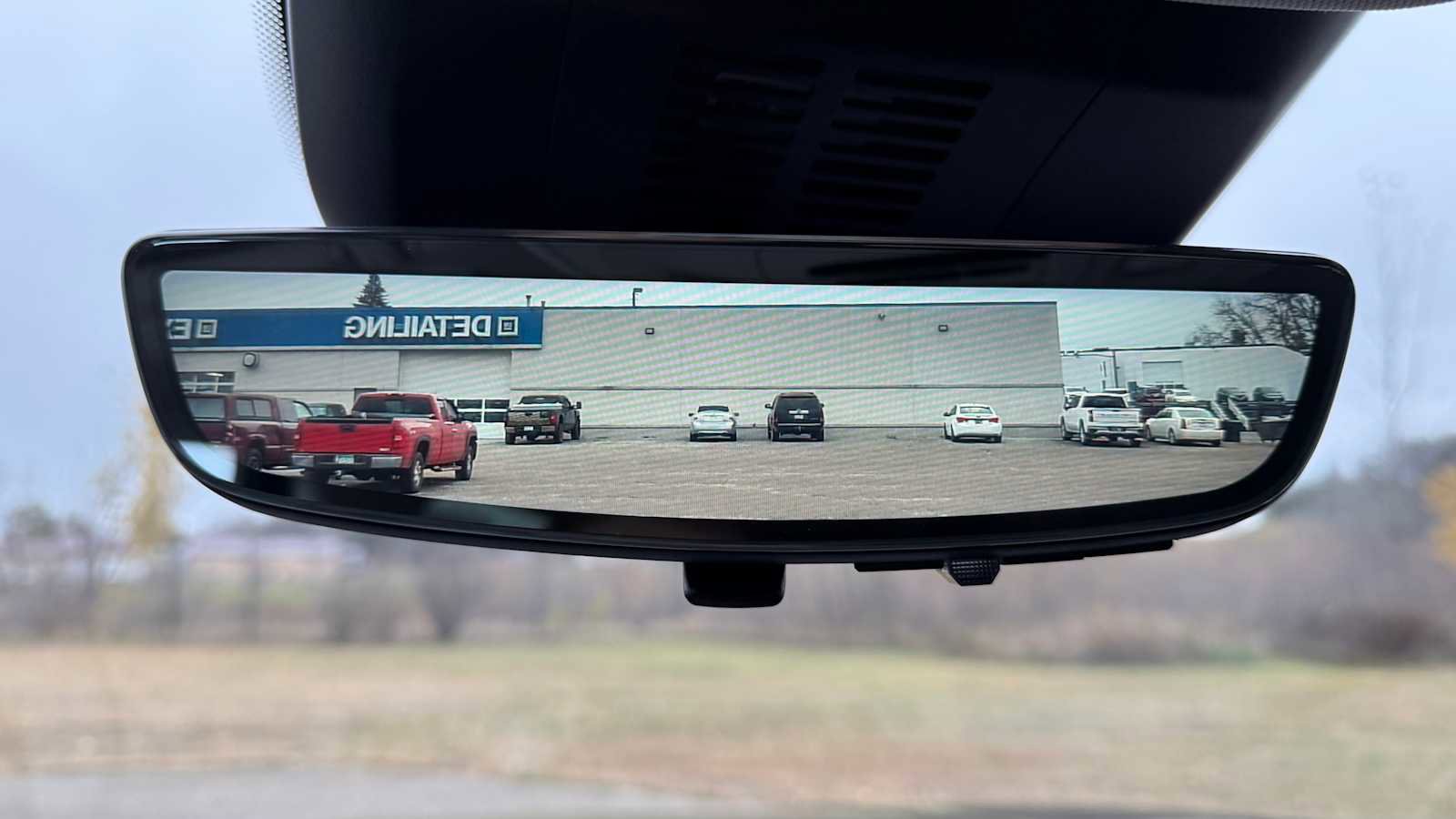 Used 2025 Buick Envision Avenir image 28