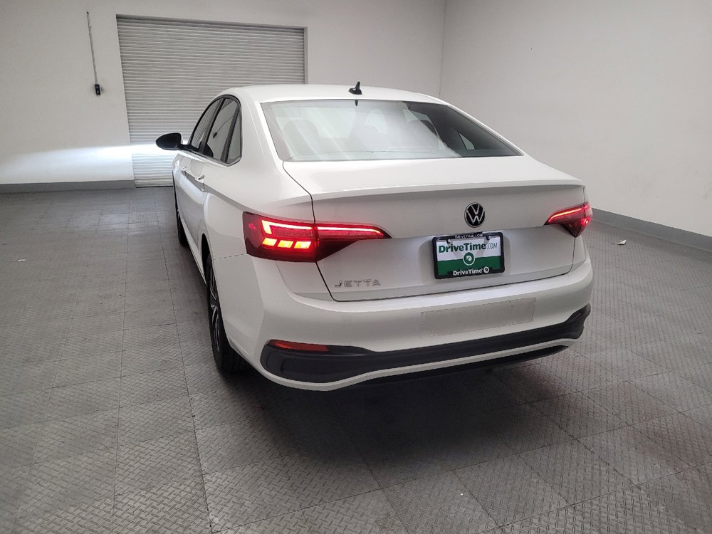 Used 2022 Volkswagen Jetta S image 6