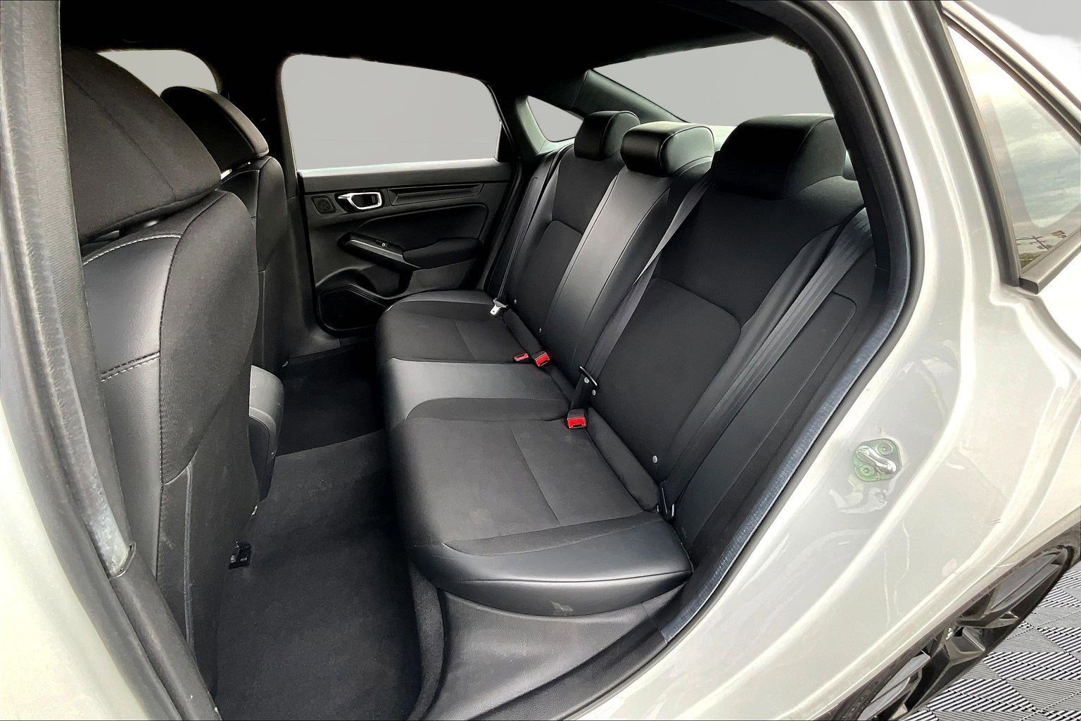 Used 2024 Honda Civic Sport image 21