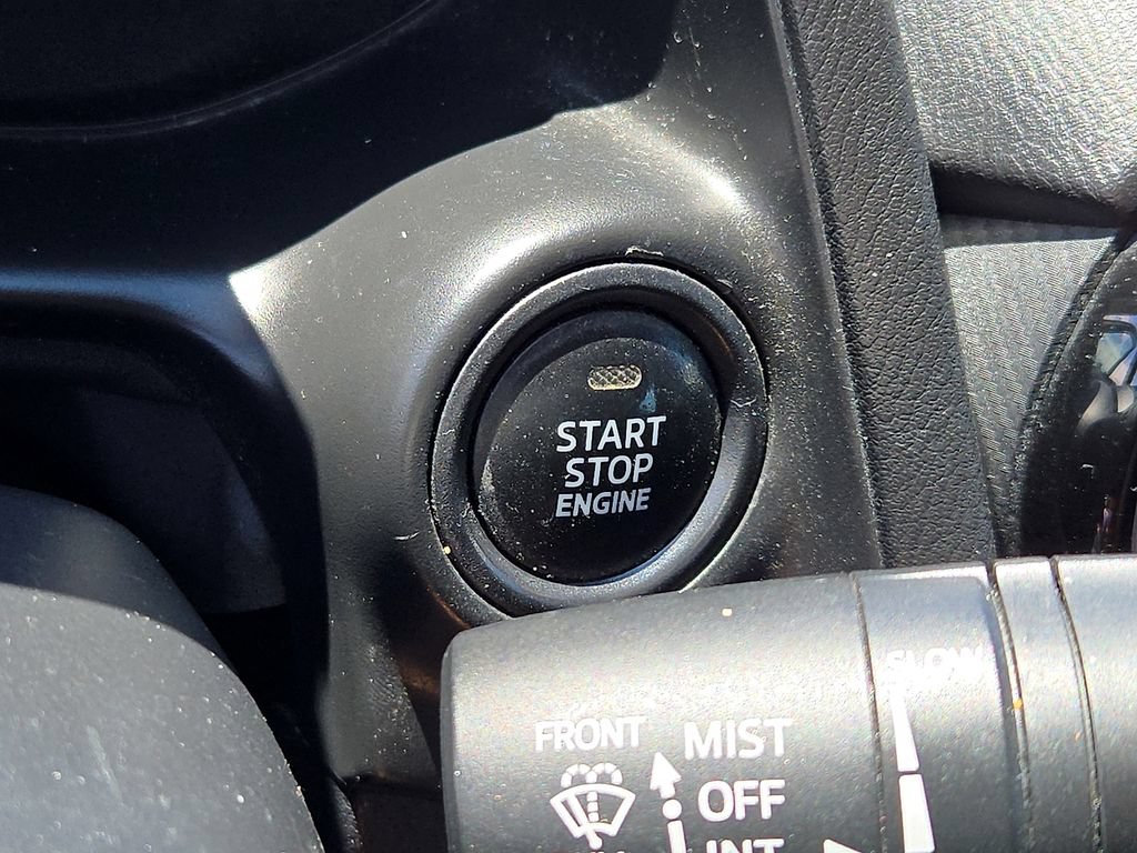 Used 2019 Toyota Yaris LE FWD image 26