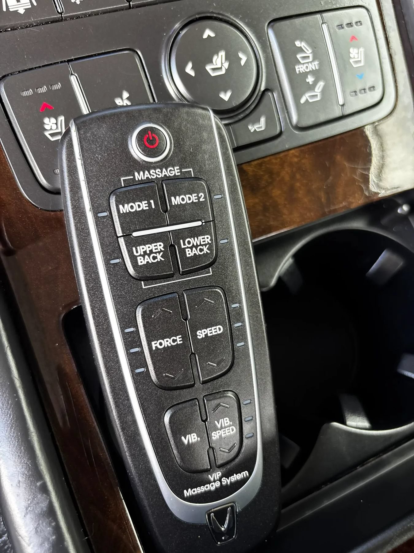 Used 2011 Hyundai Equus Ultimate RWD image 16