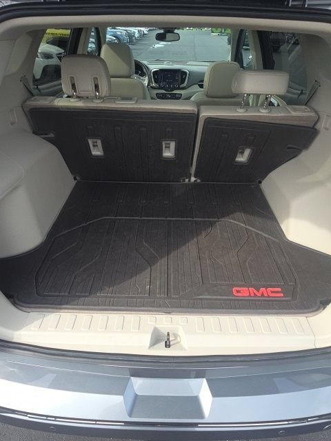 Used 2020 GMC Terrain Denali w/ LPO, Floor Liner Package AWD/4WD image 8