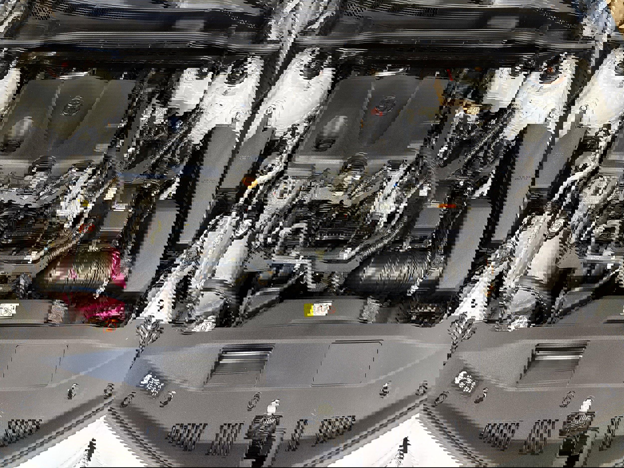 Used 2020 Toyota Camry XLE image 14