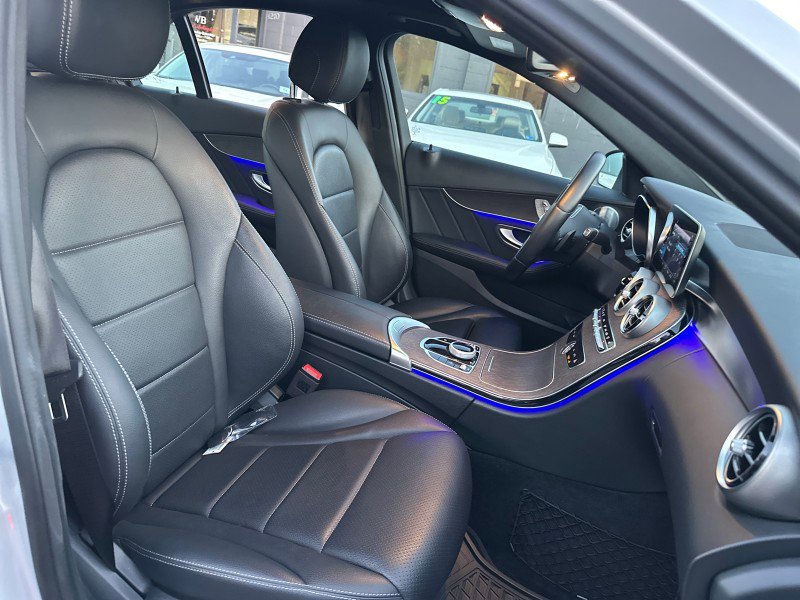 Used 2020 Mercedes-Benz C 300 4MATIC Sedan image 20