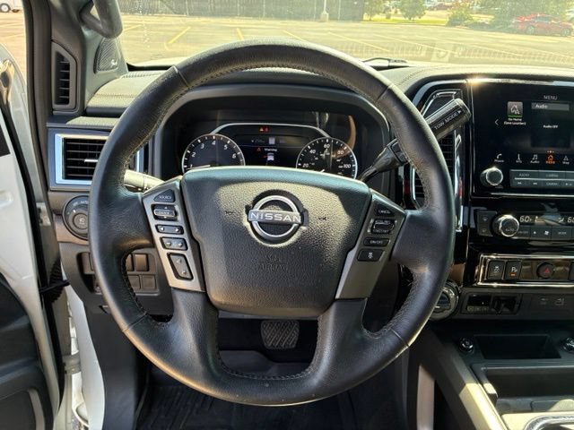 Certified 2023 Nissan Titan Platinum Reserve w/ Moonroof Package AWD/4WD image 15
