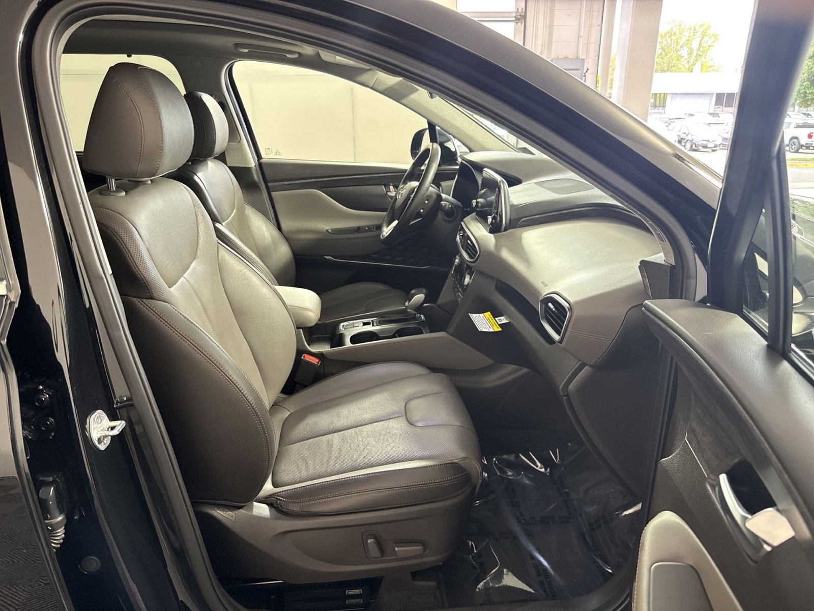 Used 2020 Hyundai Santa Fe Limited image 27