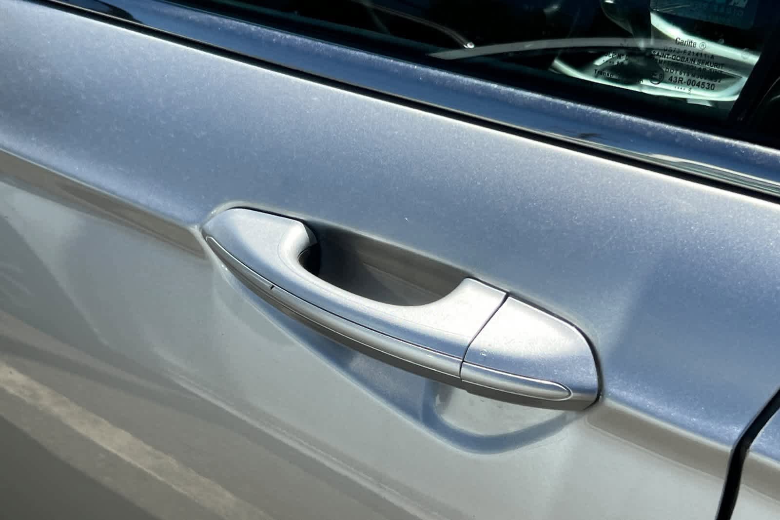 Used 2016 Ford Fusion SE FWD image 7