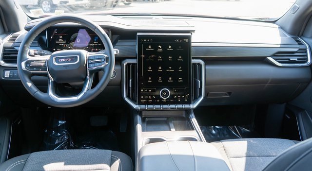 Used 2025 GMC Acadia Elevation w/ LPO, Floor Liner Package image 15