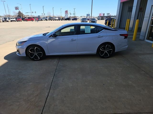 Used 2024 Nissan Altima 2.5 SR image 4