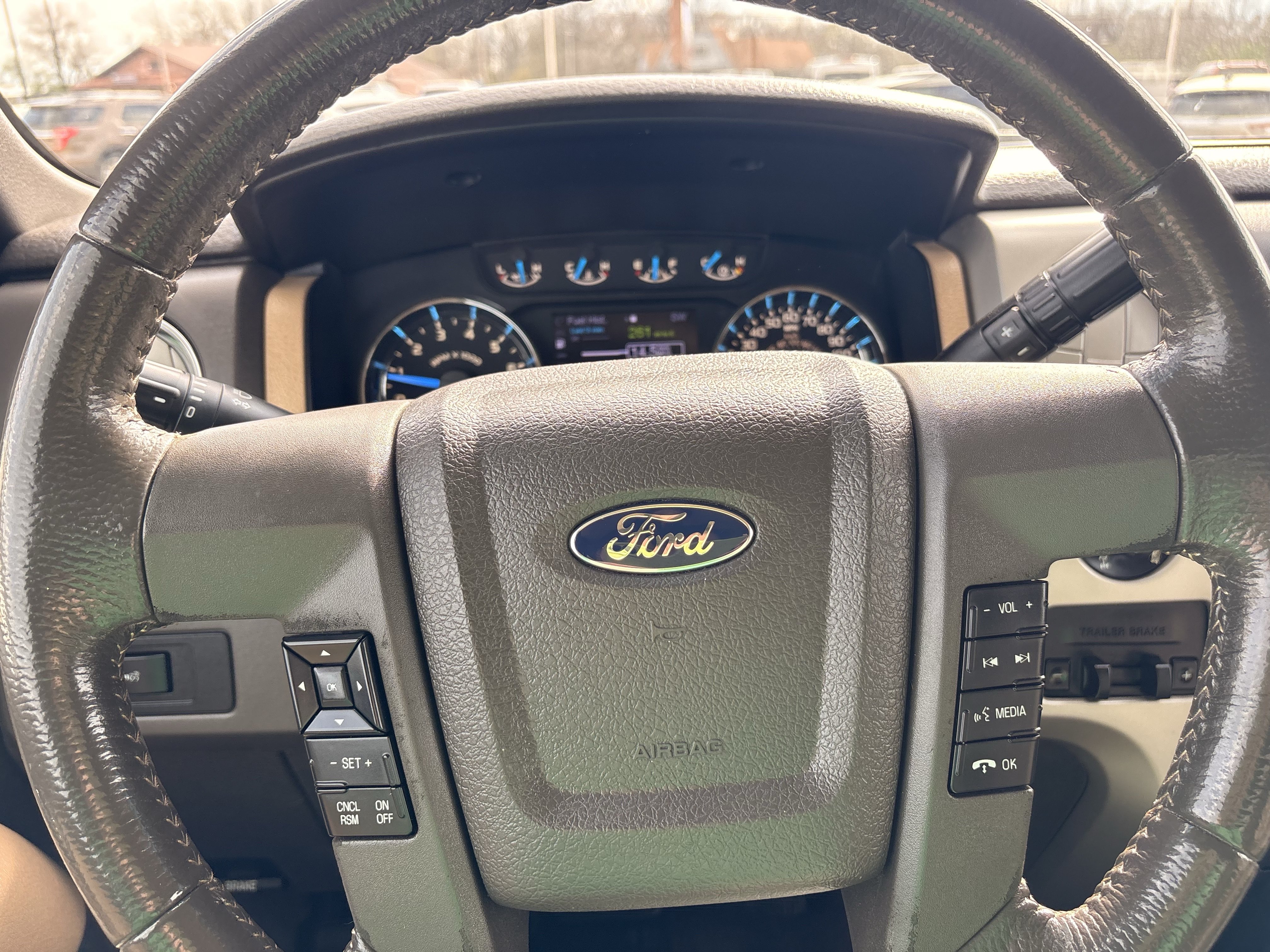 Used 2013 Ford F150 XLT w/ Luxury Equipment Group AWD/4WD image 13
