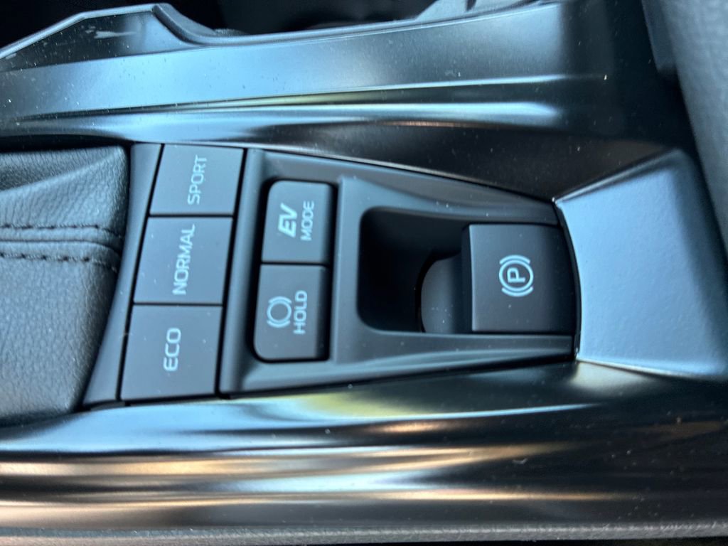 New 2026 Toyota Camry SE FWD image 38