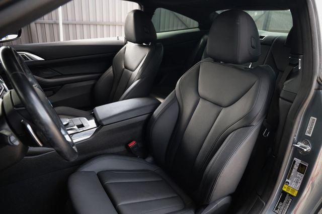 Used 2021 BMW 430i Coupe w/ Convenience Package RWD image 9