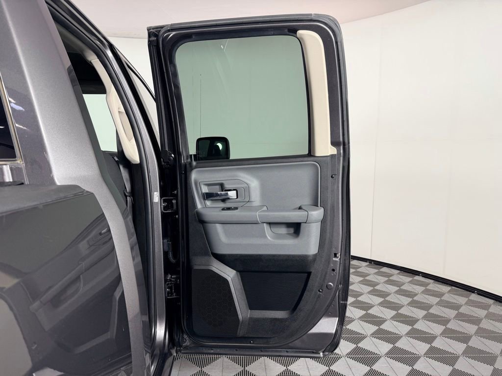 Used 2019 RAM 1500 Classic Warlock w/ Electronics Group AWD/4WD image 31