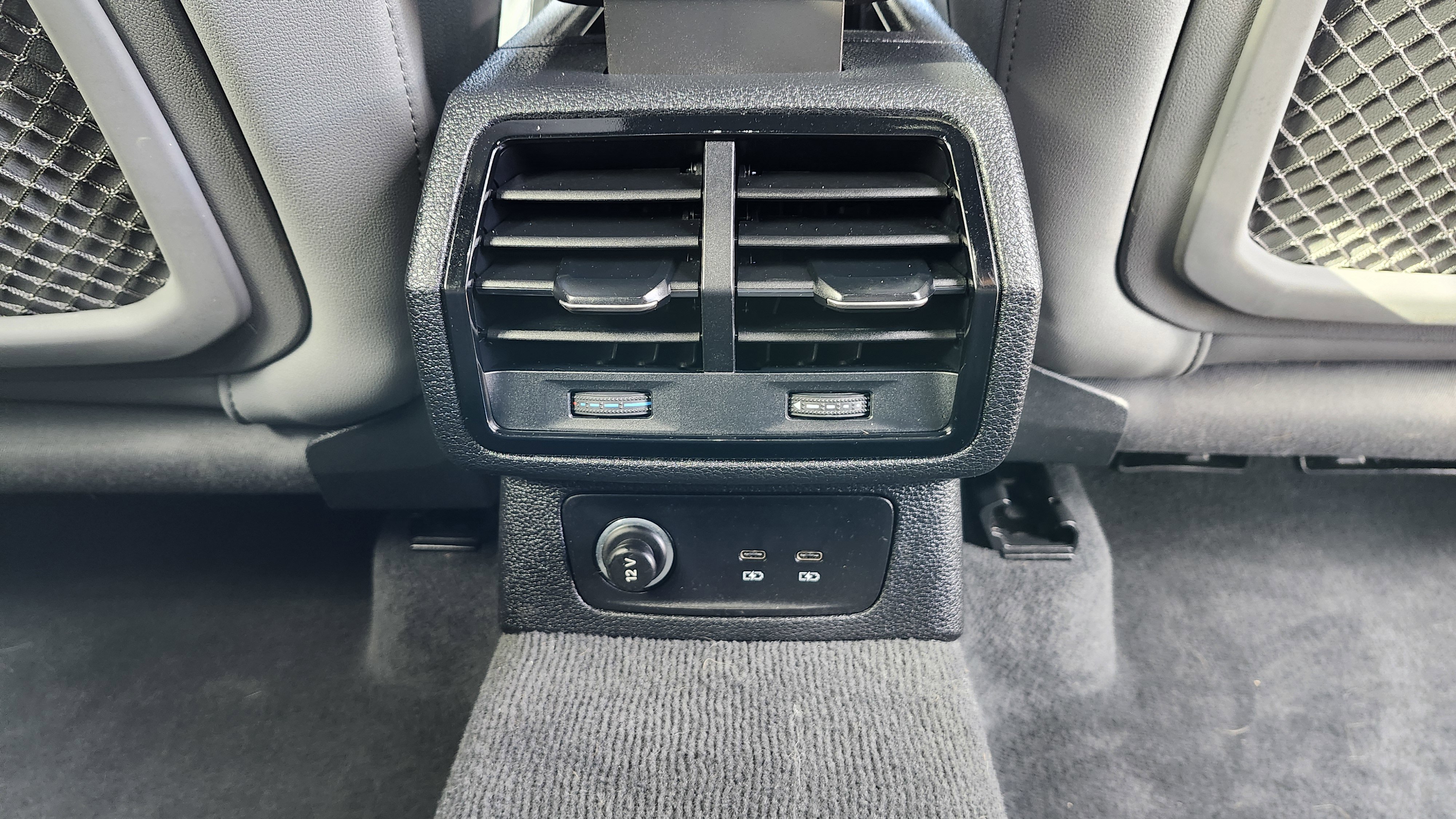 Used 2022 Audi Q3 2.0T Premium Plus w/ Premium Plus Package image 22