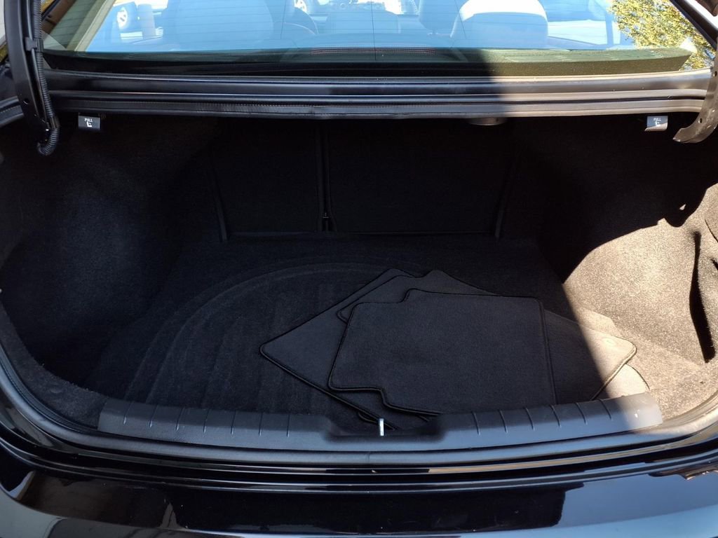 Used 2019 Hyundai Elantra Limited image 20