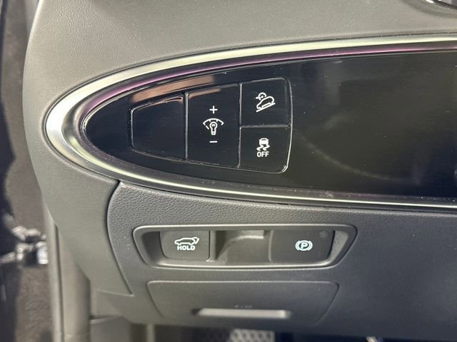 Used 2024 Genesis Electrified GV70 AWD/4WD image 19