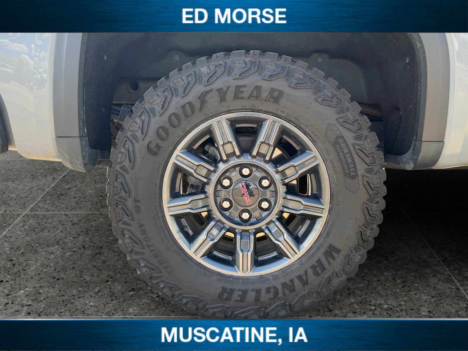 Certified 2024 GMC Sierra 1500 AT4X AWD/4WD image 11