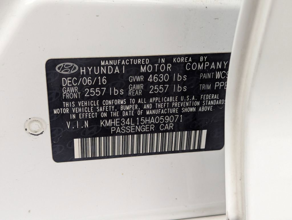 Used 2017 Hyundai Sonata Limited FWD image 38