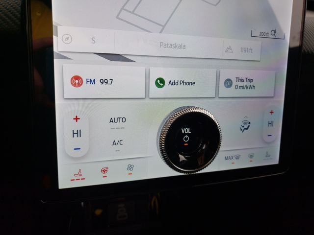 New 2025 Ford Mustang Mach-E Premium image 25