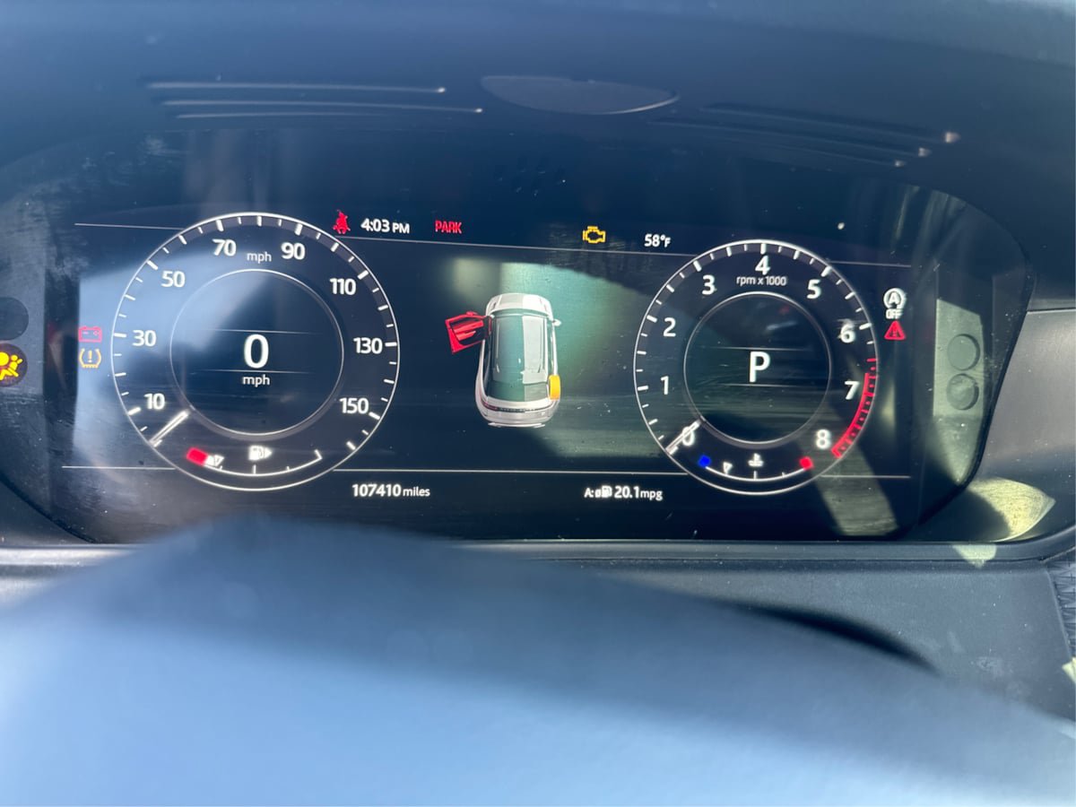 Used 2018 Land Rover Range Rover Velar S AWD/4WD image 19