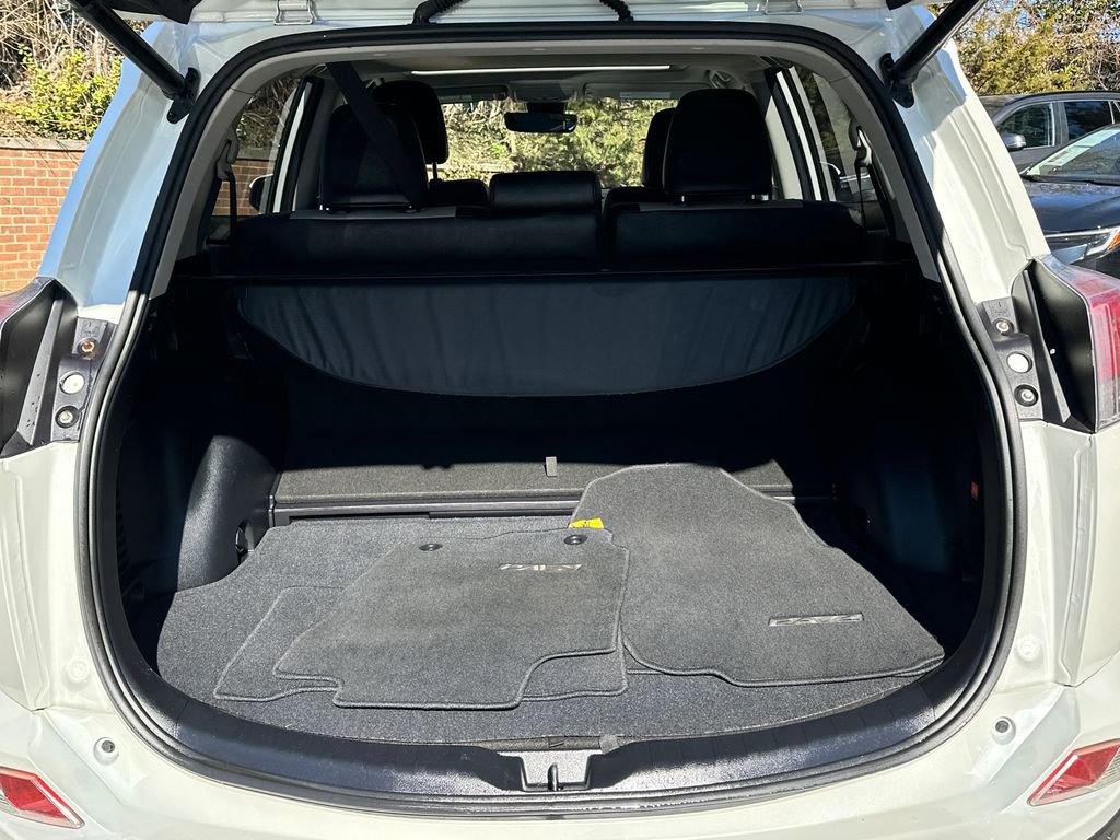 Used 2016 Toyota RAV4 Limited w/ Advanced Technology Package image 6