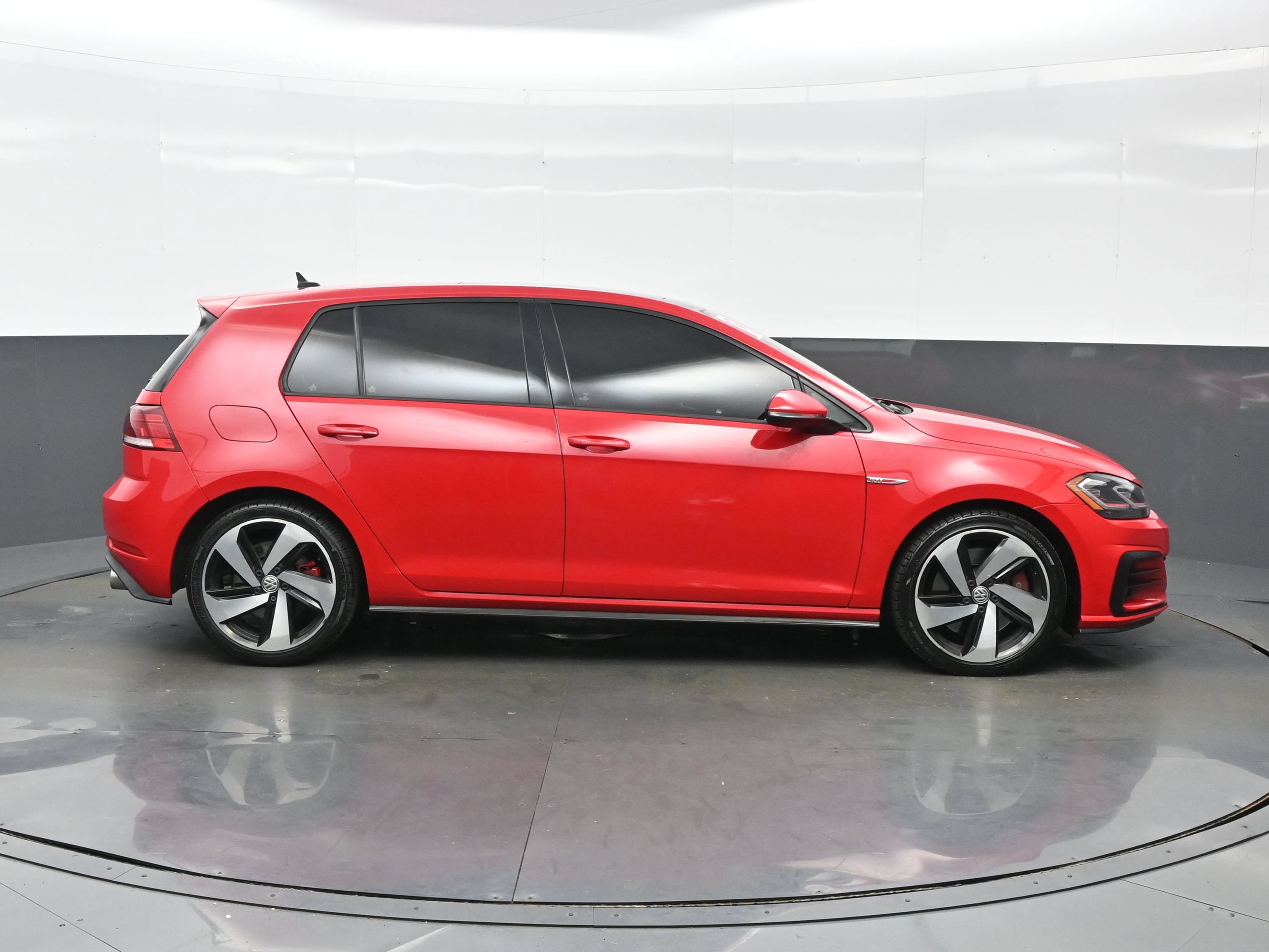Used 2019 Volkswagen GTI SE w/ SE Experience Package FWD image 7