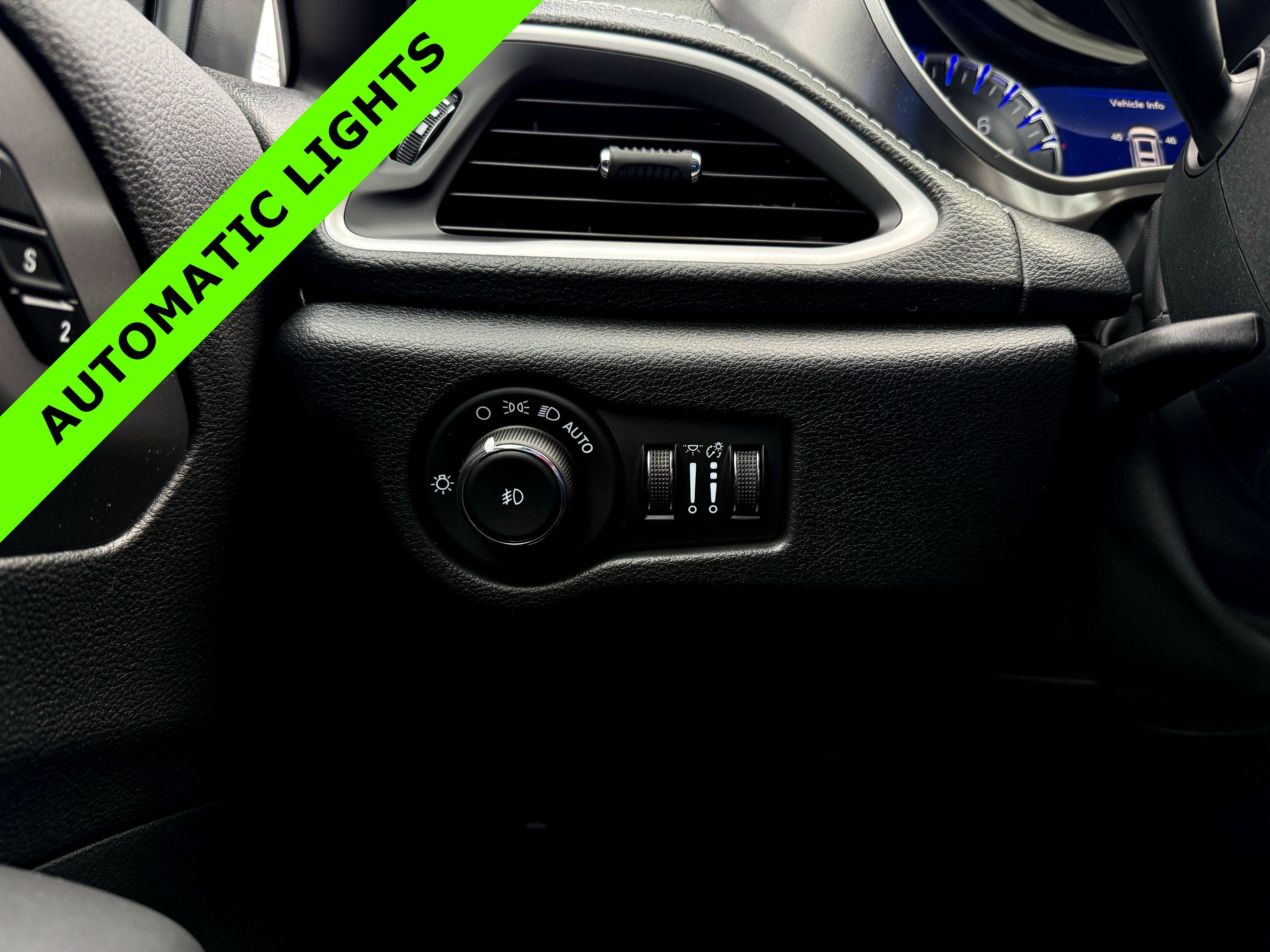 New 2026 Chrysler Pacifica Select image 19