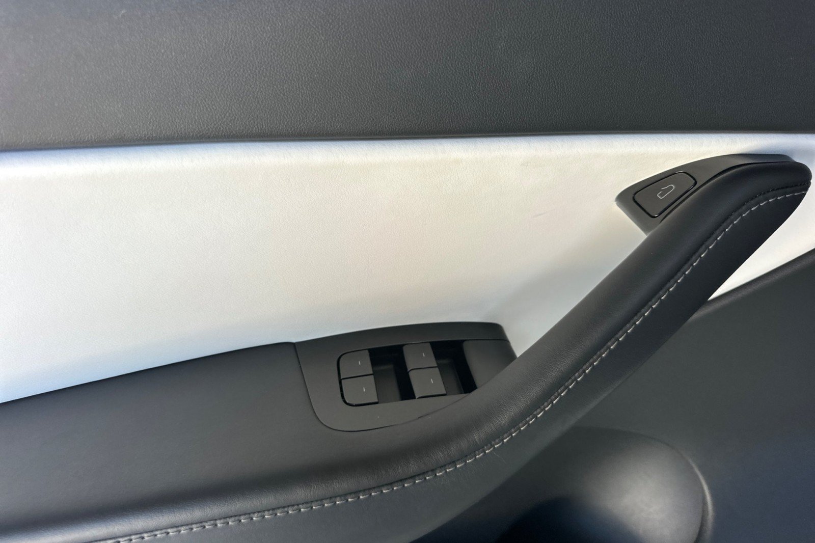 Used 2021 Tesla Model Y Performance AWD/4WD image 12