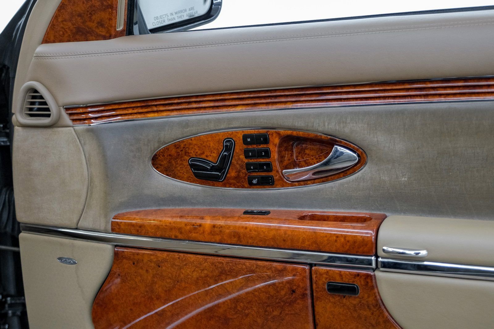 Used 2005 Maybach 57 image 43