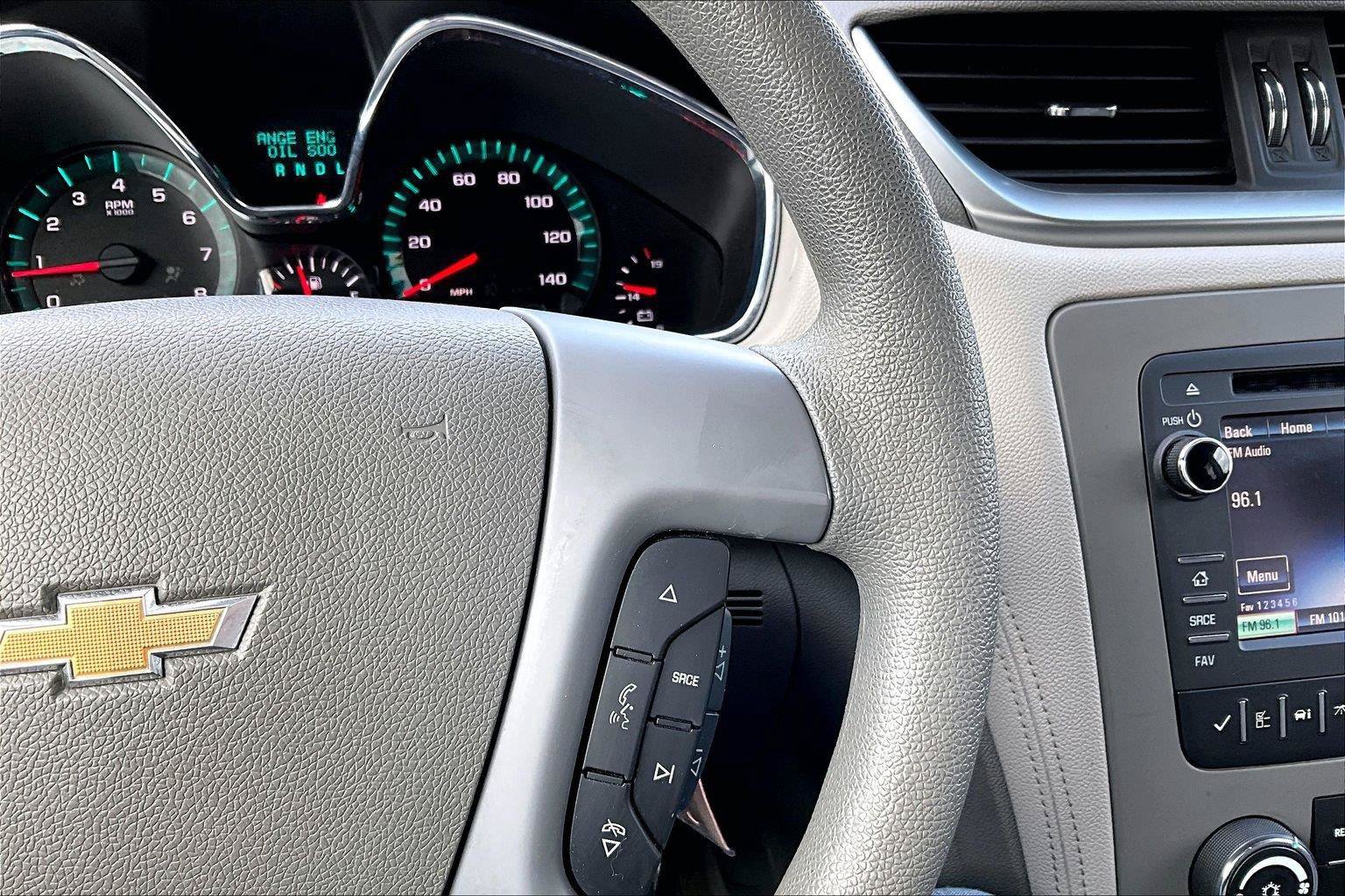 Used 2017 Chevrolet Traverse LS AWD/4WD image 20