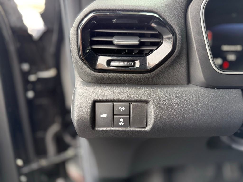 Used 2025 Honda Pilot Black Edition image 14