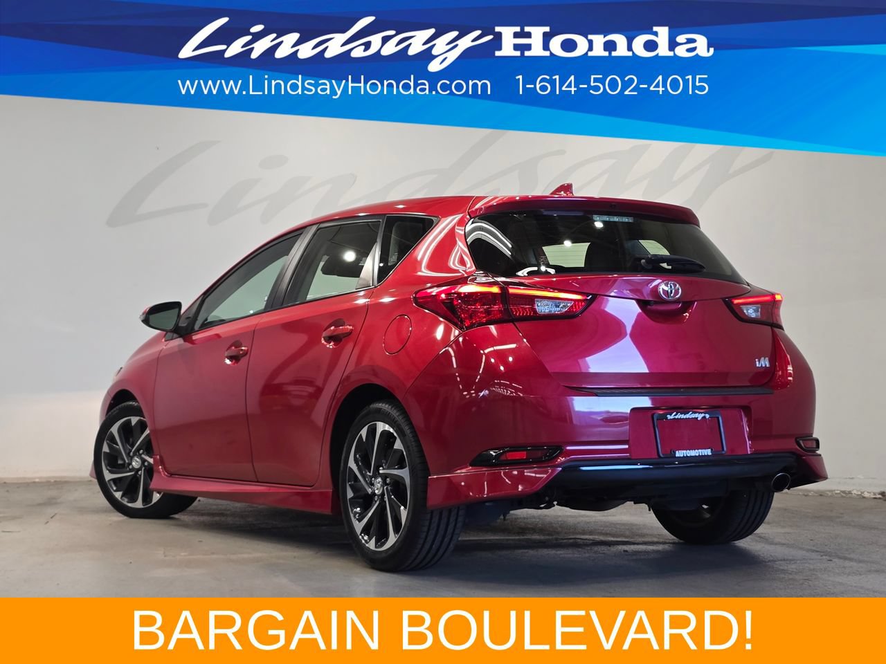 Used 2018 Toyota Corolla iM w/ All-Weather Mat Package FWD image 4