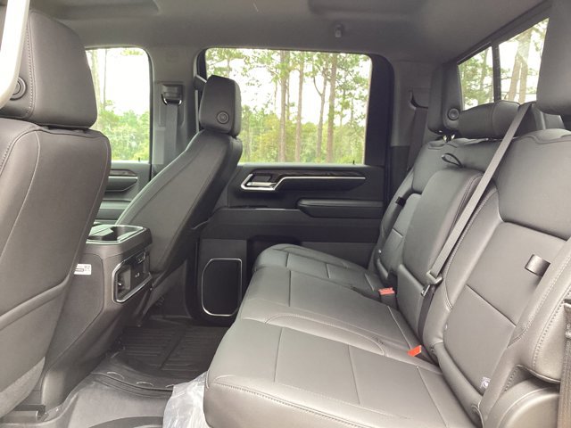 New 2025 GMC Sierra 2500 SLT w/ SLT Premium Package image 16