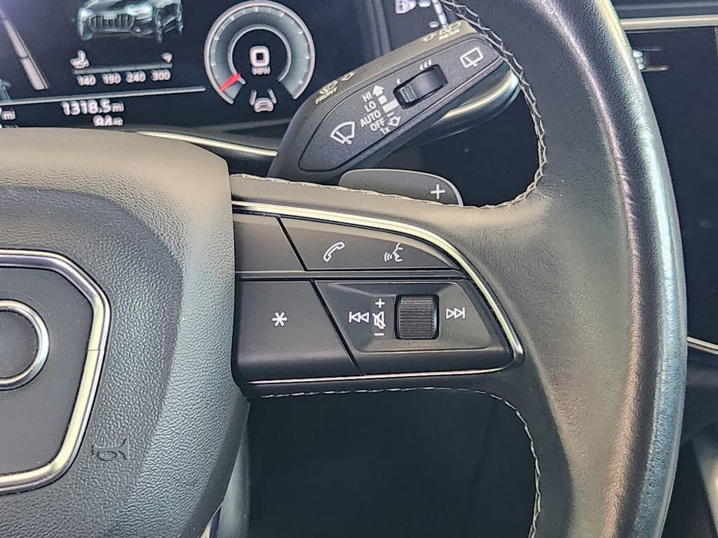 Used 2021 Audi Q8 Premium Plus w/ Premium Plus Package image 29