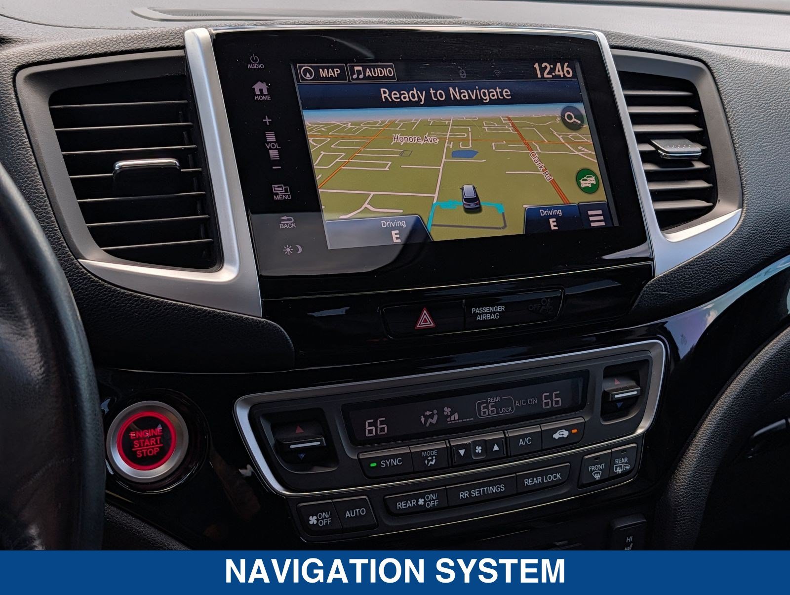 Used 2018 Honda Pilot Touring image 32