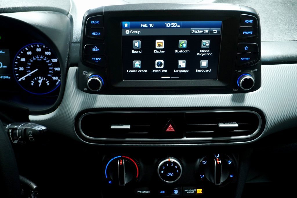 Used 2019 Hyundai Kona SE image 16