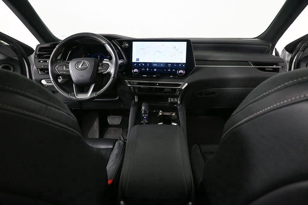 Used 2023 Lexus RX 350 FWD w/ Accessory Package image 16