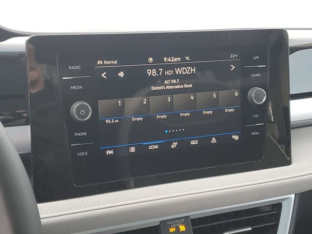 New 2026 Volkswagen Taos SE AWD/4WD image 18
