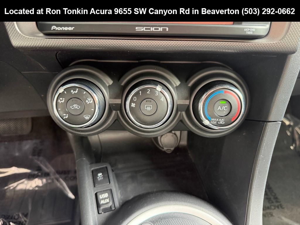 Used 2015 Scion tC FWD image 21