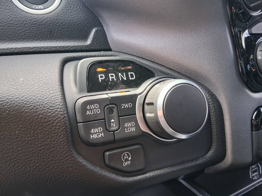 Used 2025 RAM 1500 Big Horn AWD/4WD image 21
