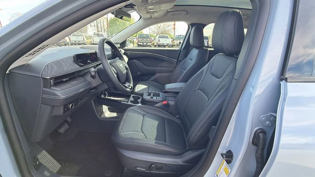 New 2026 Ford Mustang Mach-E Premium image 32