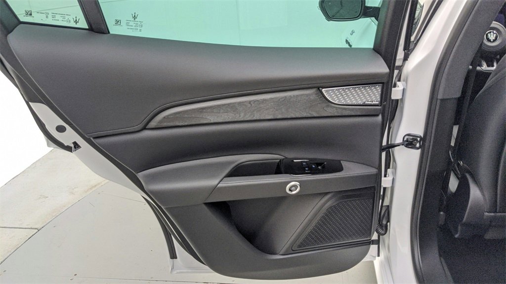 New 2024 Maserati Grecale GT image 73