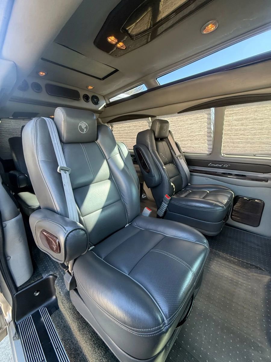 Used 2019 GMC Savana 2500 image 5