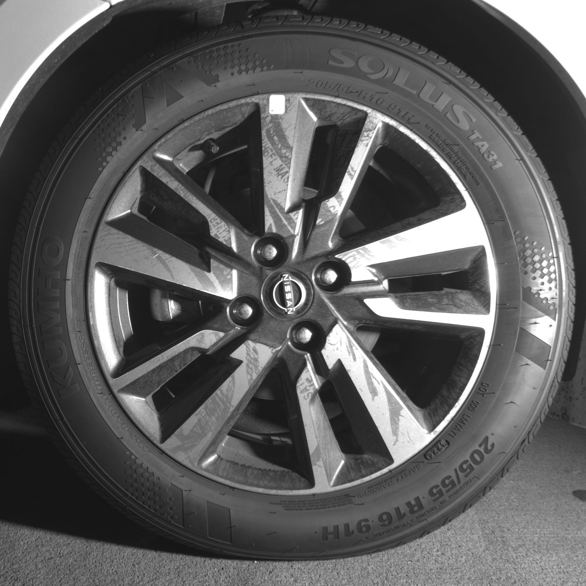 Used 2025 Nissan Versa SV w/ Trunk Package image 12