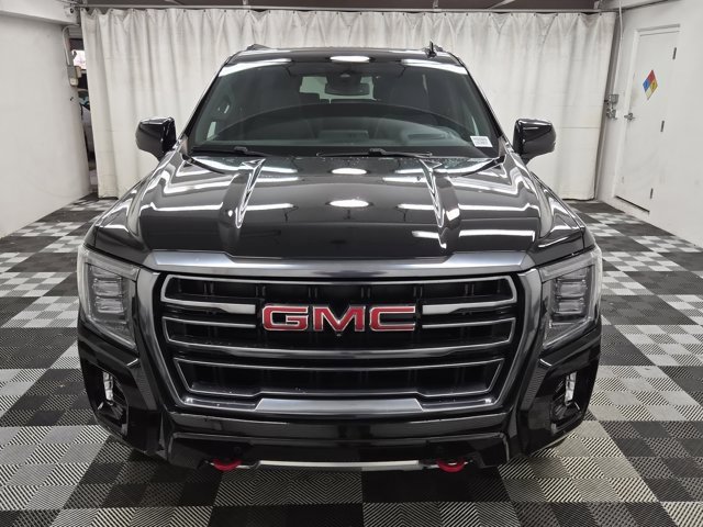 Used 2023 GMC Yukon AT4 w/ AT4 Premium Plus Package image 2
