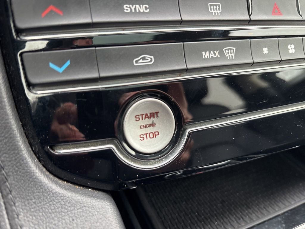 Used 2020 Jaguar F-PACE Prestige image 26