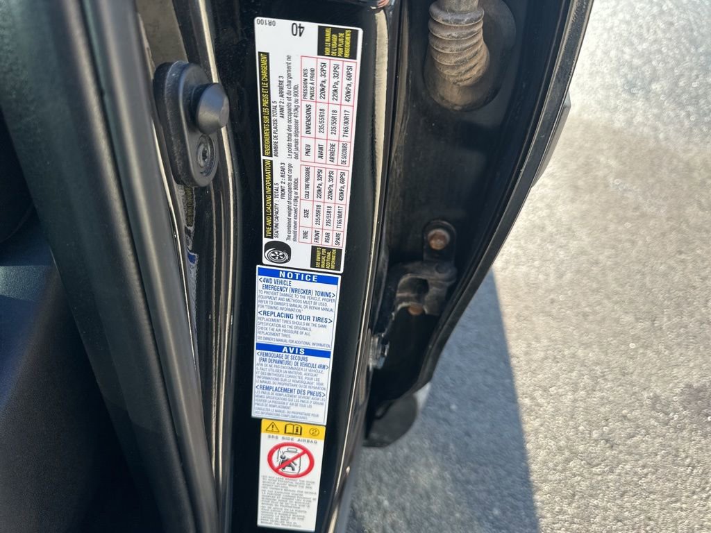 Used 2018 Toyota RAV4 Limited w/ Advanced Technology Package image 11