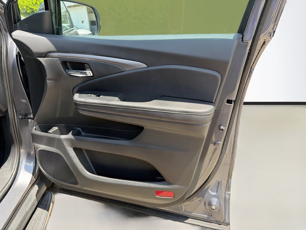 Used 2023 Honda Ridgeline RTL image 33