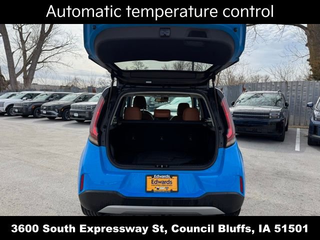 Used 2025 Kia Soul EX FWD image 13