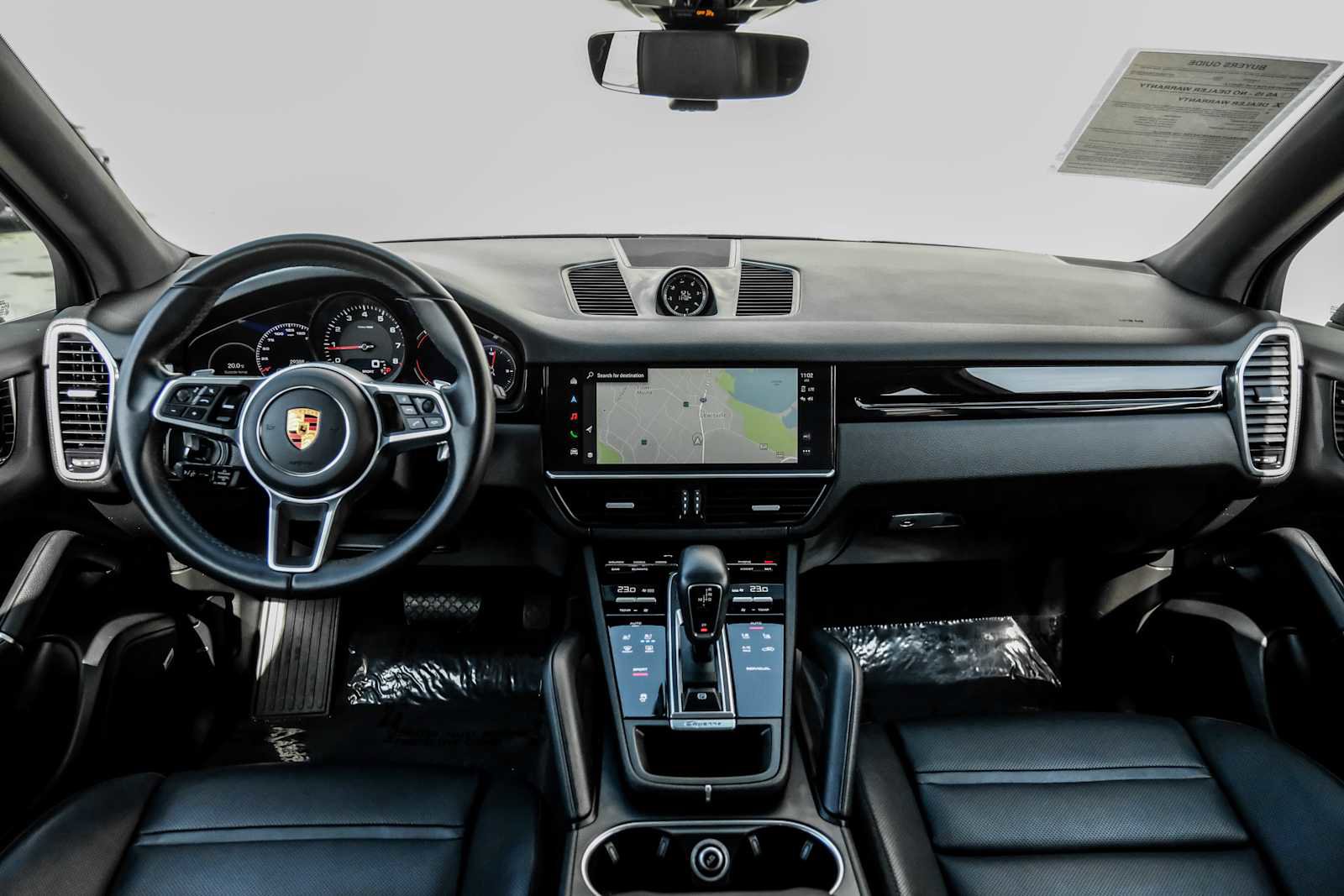 Used 2022 Porsche Cayenne image 16